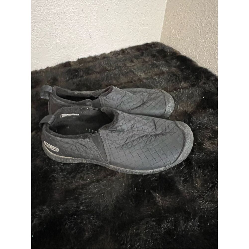 Keen Womens Howser Black Quilted Faux Fur Lined Slip On Shoes‎ 7.5